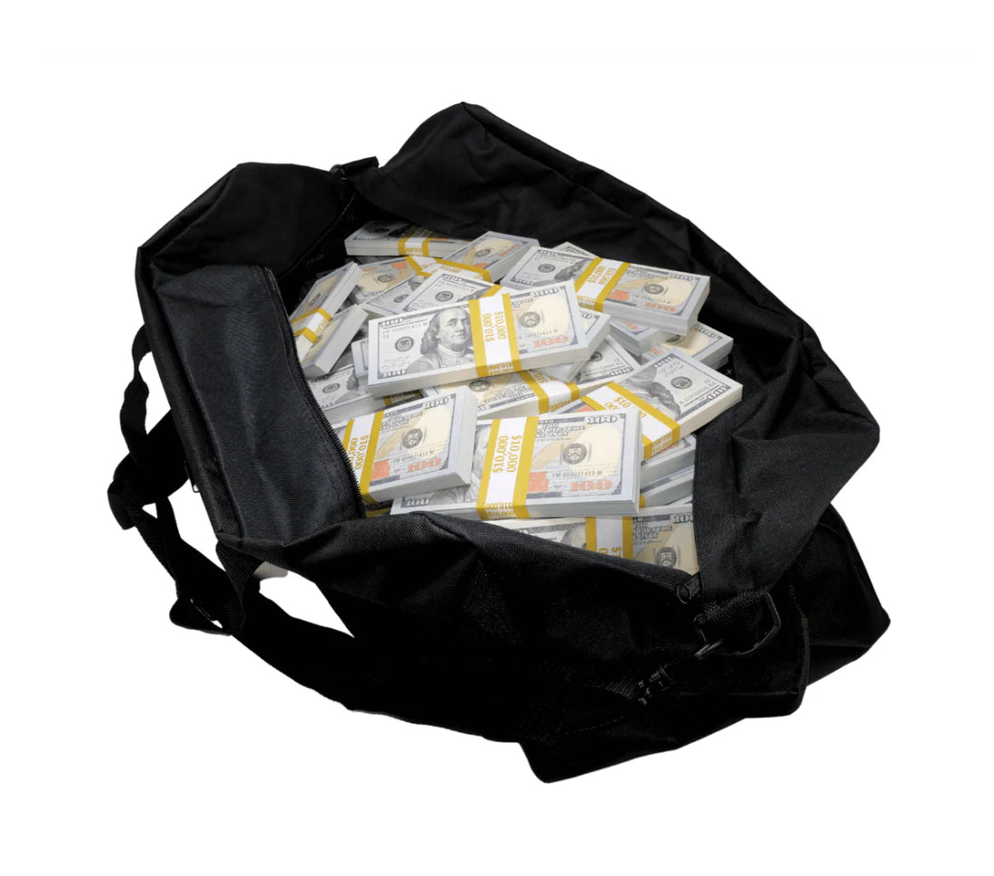 $1,000,000 New Money Prop Money With Duffle Bag- Blank Fillers